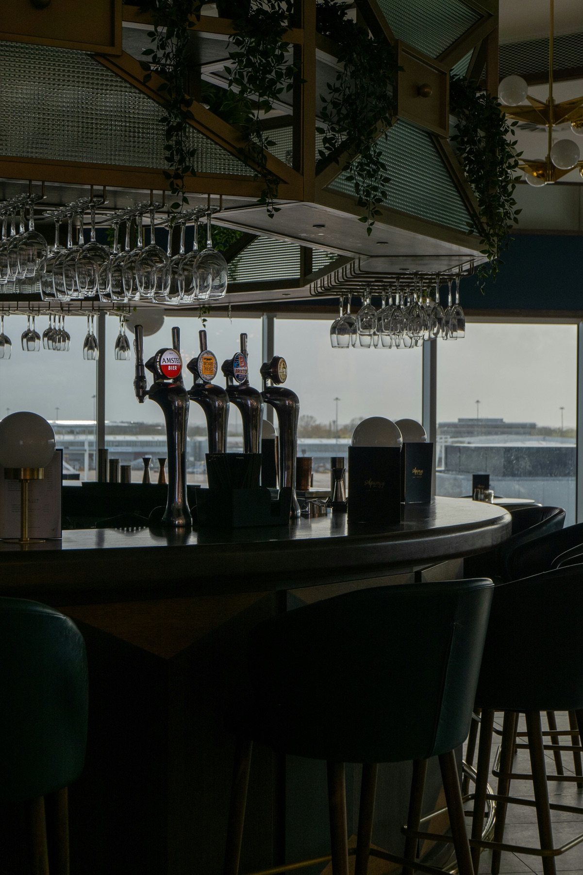 Bar seating with a view over the ocean